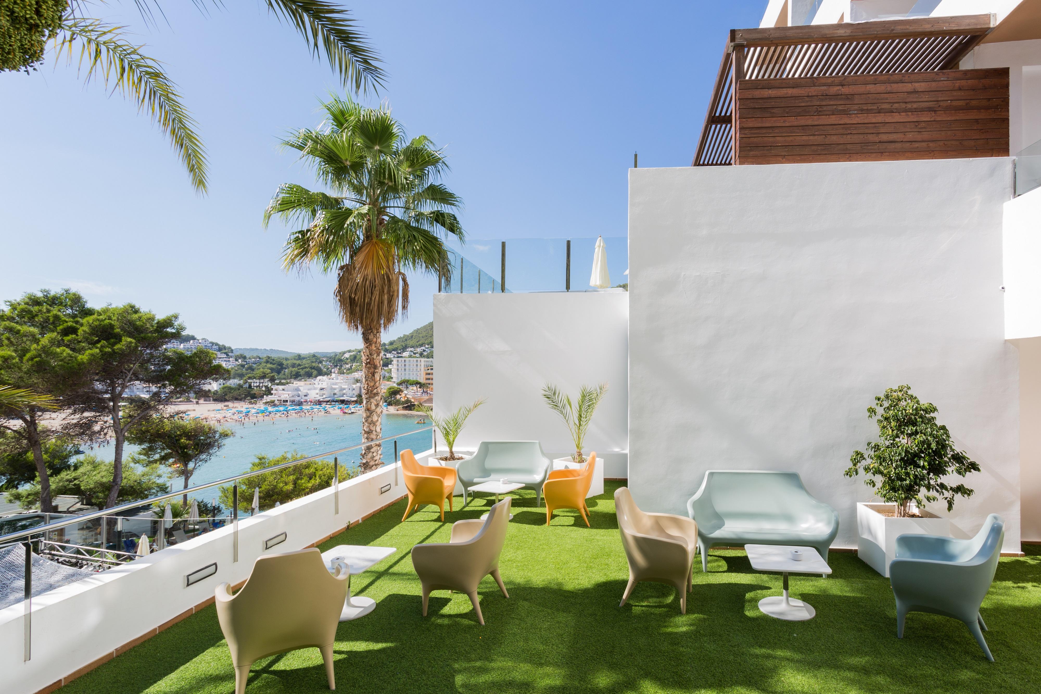 Palladium - Adults Only Hotel Cala Llonga (Ibiza)