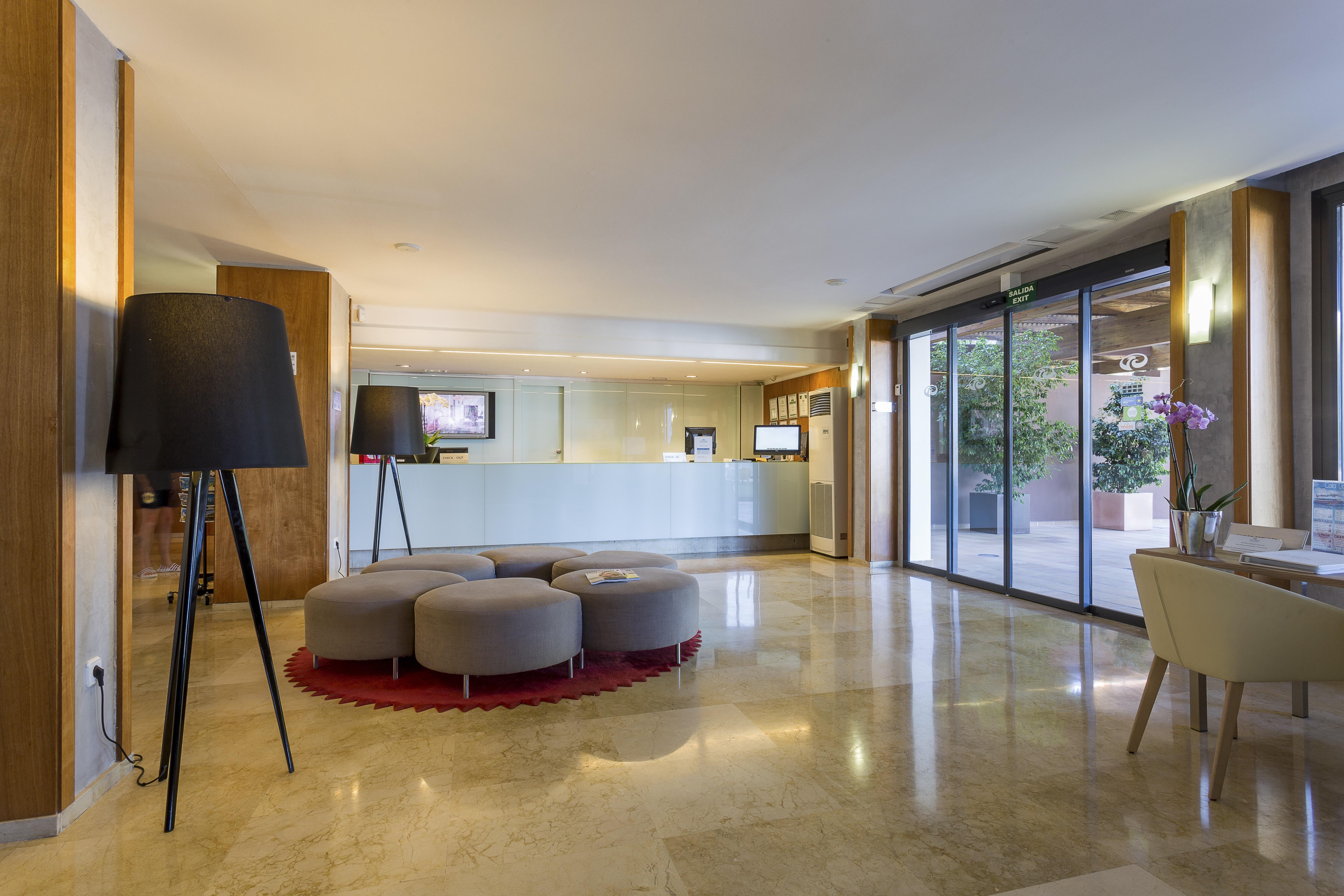 Palladium - Adults Only 4* Cala Llonga (Ibiza)