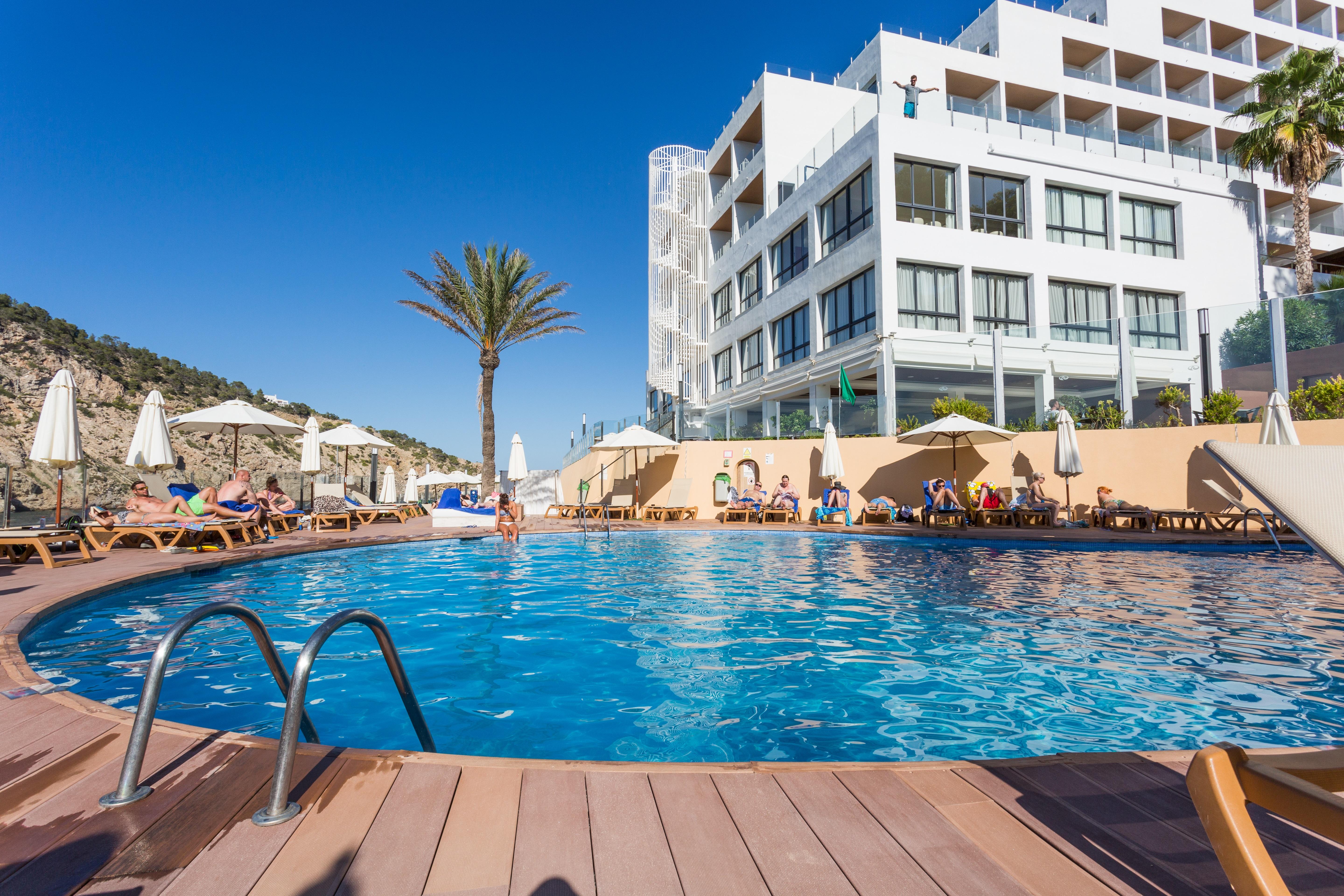 Palladium - Adults Only Hotel Cala Llonga (Ibiza)